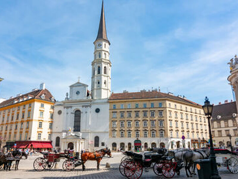 Otobüs İle Orta Avrupa Masalı (Tüm Çevre Gezileri ve Ekstra Turlar Dahil) Eskişehir - Ankara Hareketli