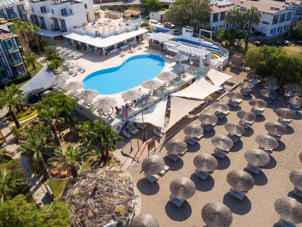 Charm Beach Hotel