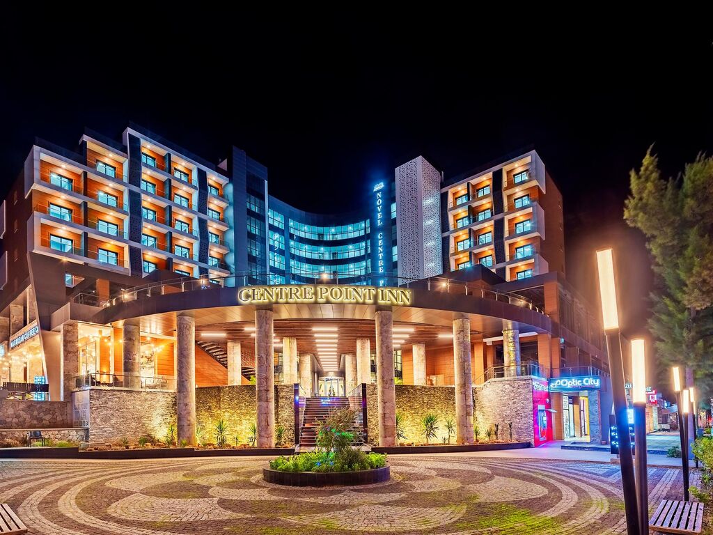 Novel Center Point Hotel