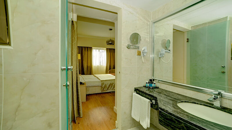 Jasmine Court Hotel