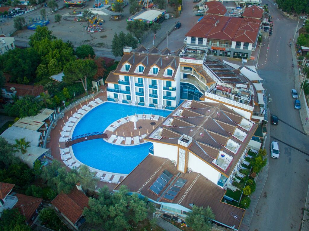 Ocean Blue High Class Hotel & Spa