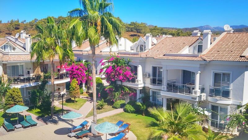 Golden Life Blue Green & Pasham Residence