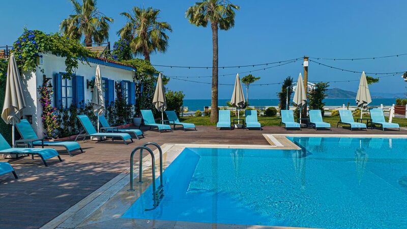 Uras Beach Hotel