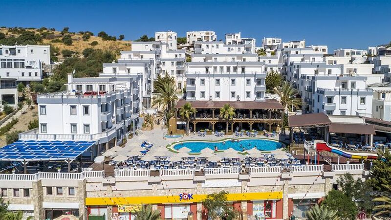 Smart Holiday Hotel