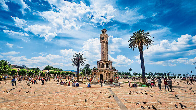 İzmir Çeşme Alaçatı Efes Şirince Turu