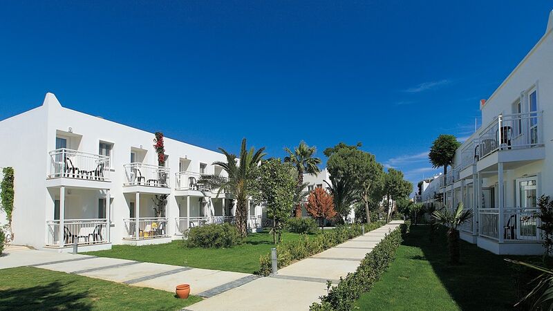 Petunya Beach Resort Hotel Her Şey Dahil Konsept | İstanbul, İzmit, Bursa ve İzmir Hareketli